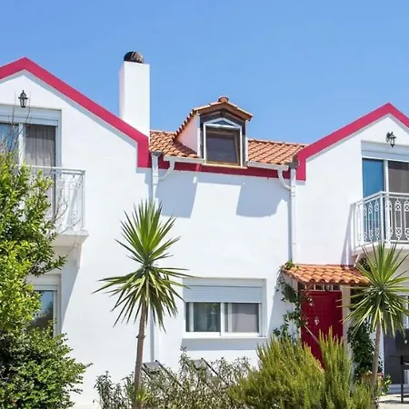 Marillia Villa